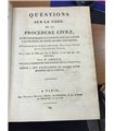 Questions sur le code de la procèdure civile, dans lesquelles les difficultès relatives a la pratique de cette loi sont expliqué